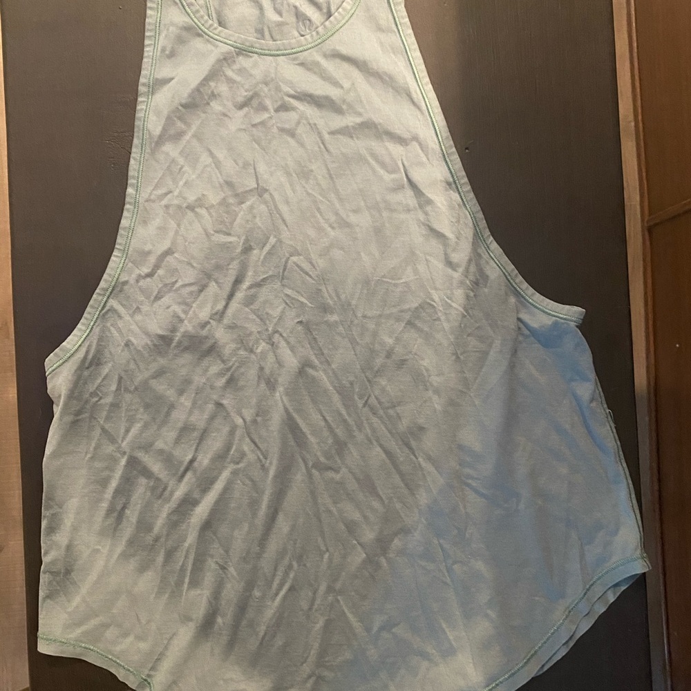 lululemon muscle tank!